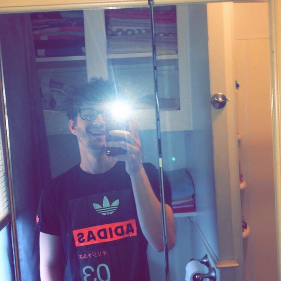 Meet your Posher, Tyler - Picture 3 of 3